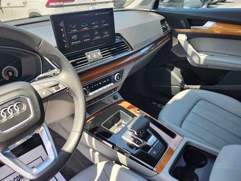 Certified 2023 Audi Q5 2.0T Premium Plus w/ Premium Plus Package AWD/4WD image 6