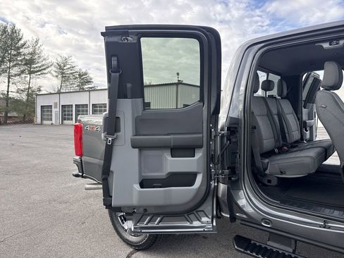 New 2026 Ford F250 XL w/ STX Appearance Package AWD/4WD image 21