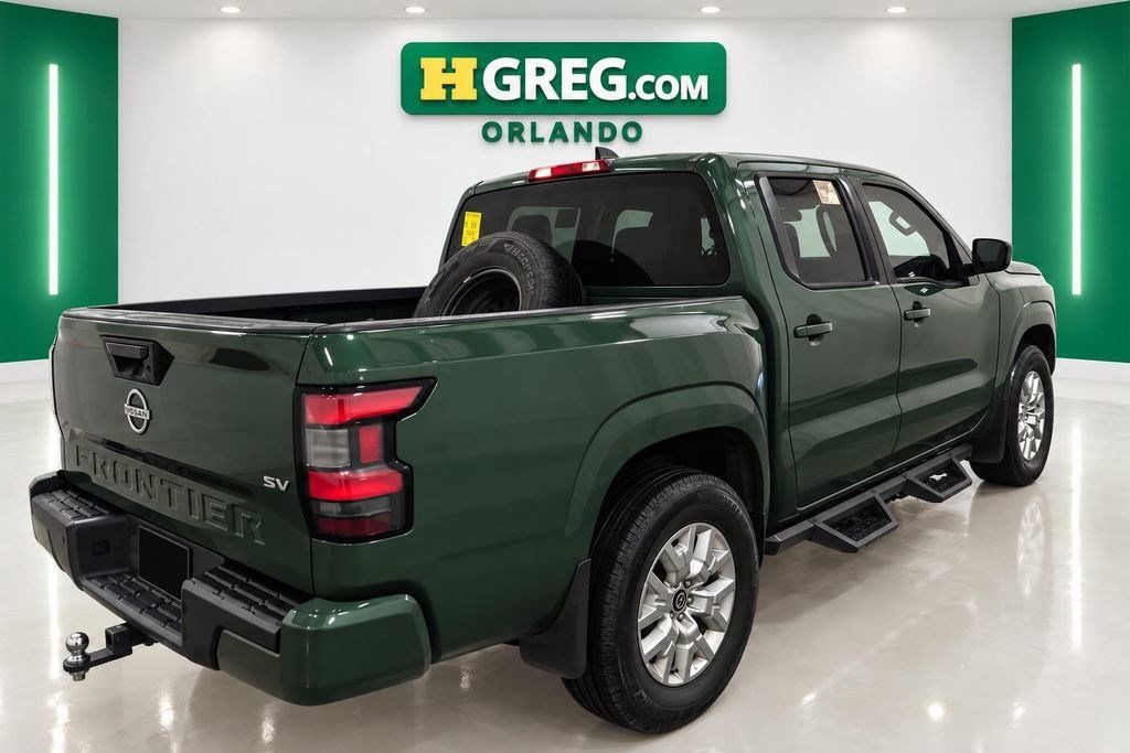 Used 2023 Nissan Frontier SV w/ Tow Package RWD image 6