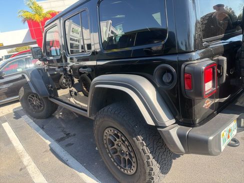 Used 2022 Jeep Wrangler Unlimited Sport w/ Xtreme Recon 35" Tire Package image 3