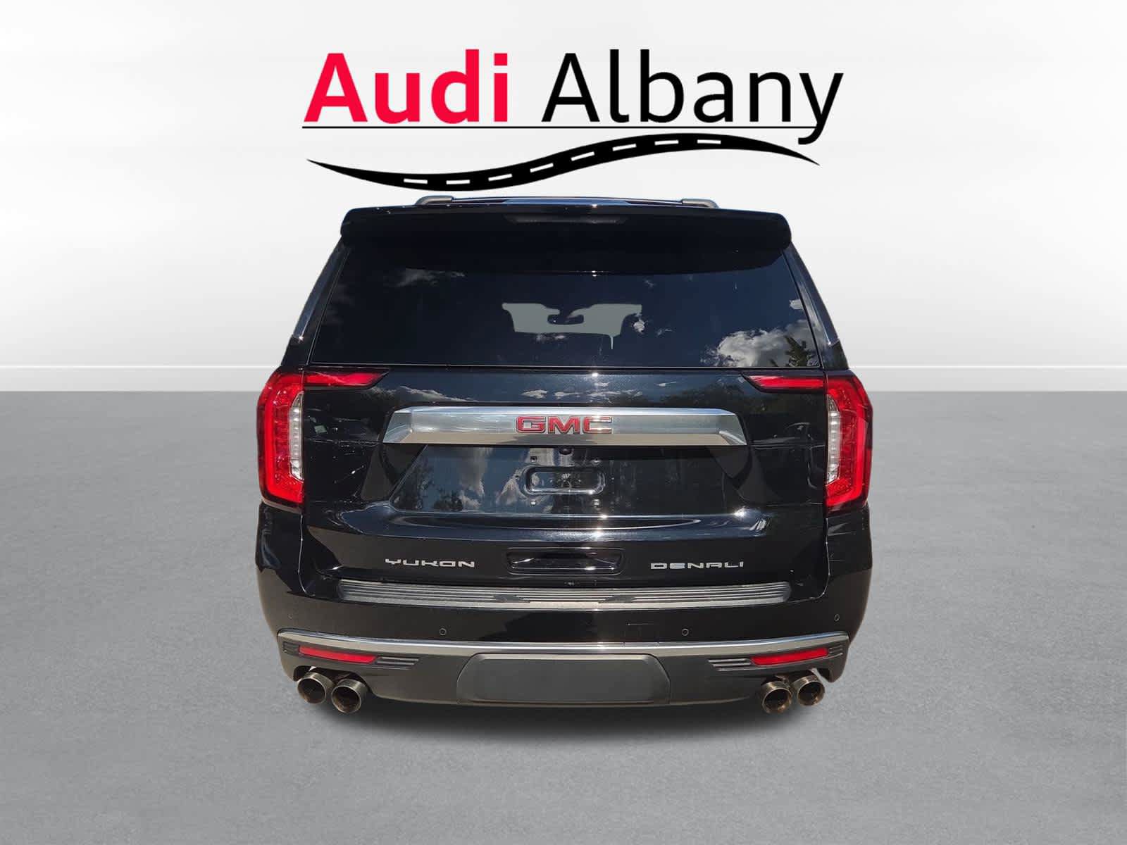 Used 2022 GMC Yukon Denali AWD/4WD image 5