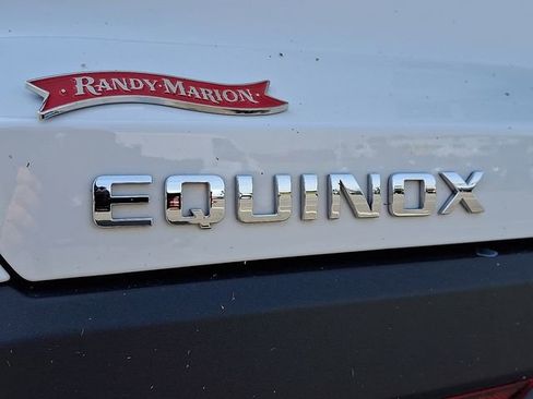 Used 2026 Chevrolet Equinox LT FWD image 30
