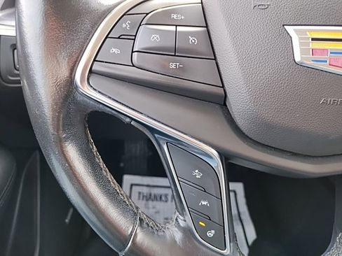 Used 2019 Cadillac XT5 Luxury image 30