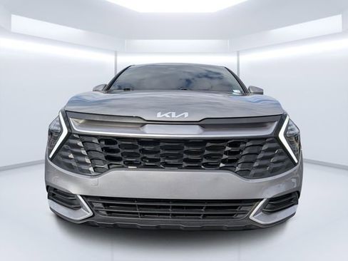 Used 2025 Kia Sportage LX image 6