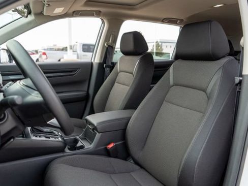 Used 2025 Honda CR-V EX image 16