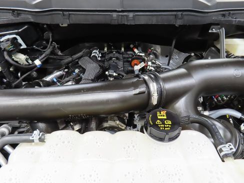 Used 2024 Ford F150 XLT w/ Equipment Group 303A High image 32