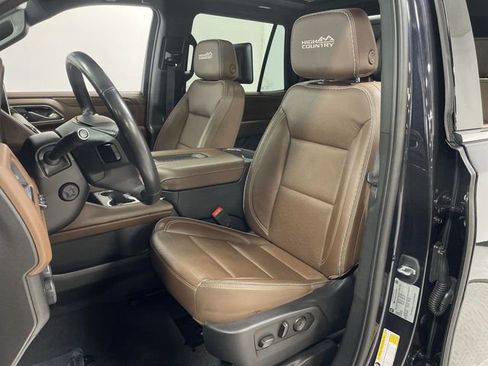 Used 2023 Chevrolet Tahoe High Country image 11
