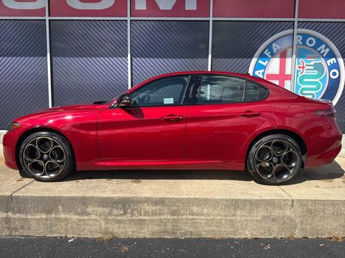 New 2025 Alfa Romeo Giulia AWD w/ Driving Assist Package image 9