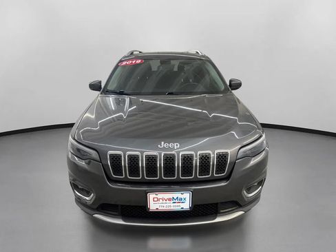 Used 2019 Jeep Cherokee Limited AWD/4WD image 2