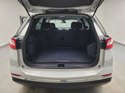 Used 2020 Chevrolet Equinox LT image 29