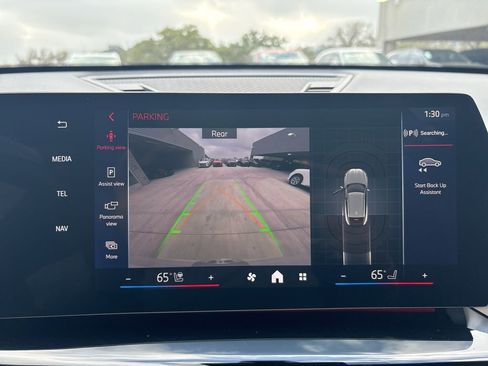 Used 2025 BMW X2 xDrive28i w/ Convenience Package image 25