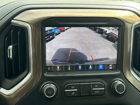 Used 2020 Chevrolet Silverado 2500 High Country w/ Z71 Off-Road Package image 14