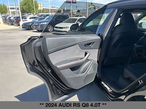 Used 2024 Audi RS Q8 AWD/4WD image 24