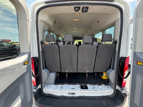 Used 2018 Ford Transit 350 XL RWD image 9