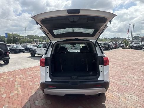 Used 2019 GMC Acadia SL FWD image 29