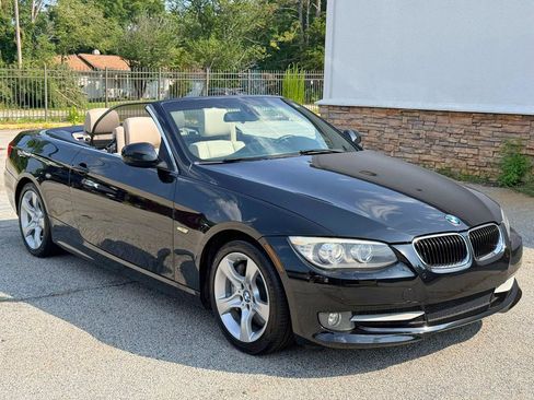 Used 2013 BMW 335i Convertible RWD image 4