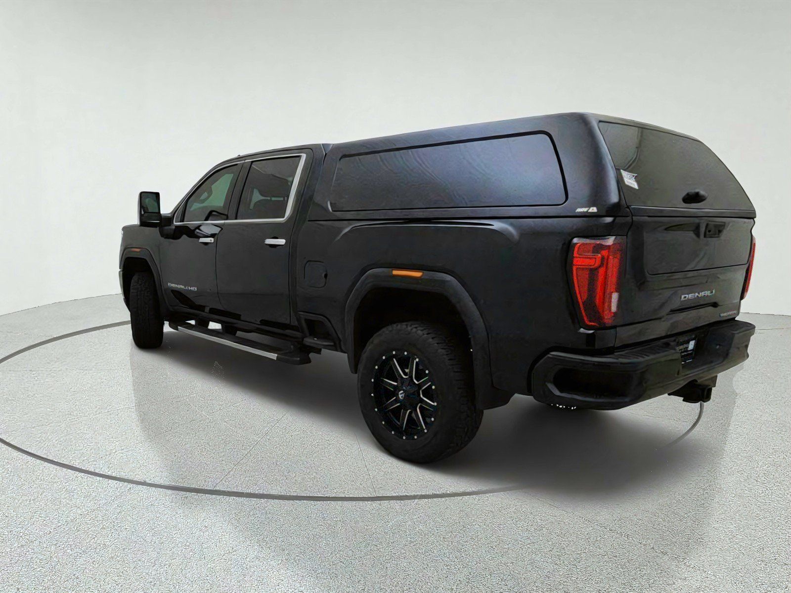 Used 2020 GMC Sierra 2500 Denali w/ Denali Ultimate Package AWD/4WD image 12