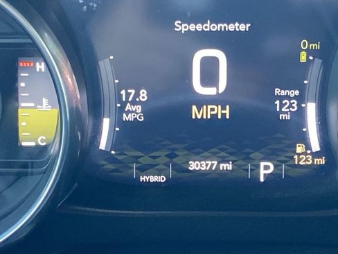 Used 2023 Jeep Wrangler Unlimited Sahara AWD/4WD image 8