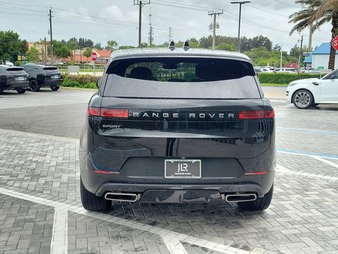 Certified 2025 Land Rover Range Rover Sport SE AWD/4WD image 4