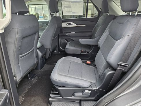 New 2026 Ford Explorer Active AWD/4WD image 16