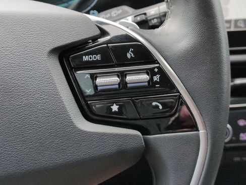 Certified 2023 Kia Niro EX FWD image 31