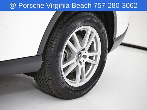 Used 2025 Mercedes-Benz GLC 300 4MATIC image 15