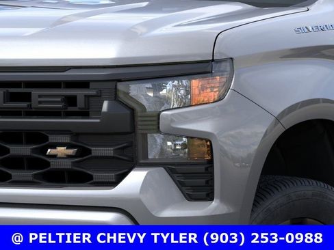 Used 2024 Chevrolet Silverado 1500 Custom image 10