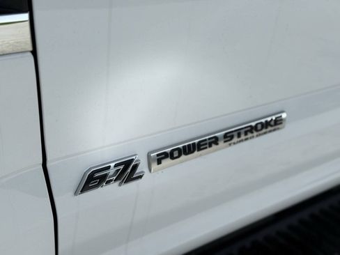 Used 2019 Ford F250 XL w/ Power Equipment Group AWD/4WD image 16