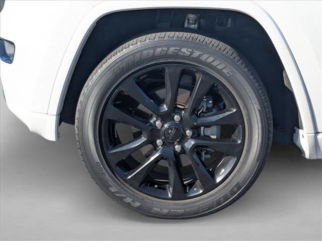 Used 2019 Jeep Grand Cherokee Altitude RWD image 19