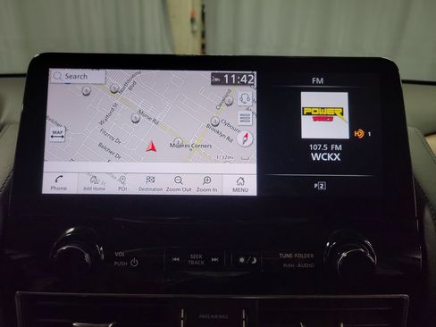 Used 2021 Nissan Armada SL w/ Captain's Chairs Package AWD/4WD image 21