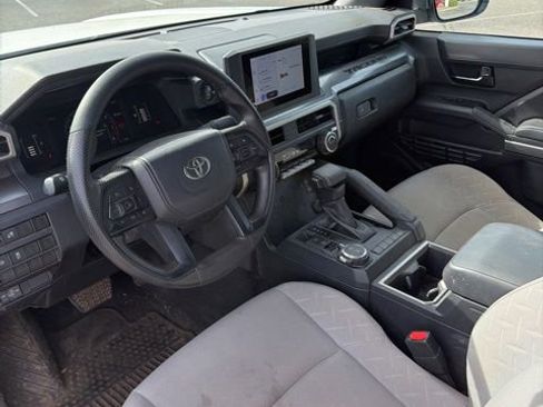 Used 2024 Toyota Tacoma SR5 AWD/4WD image 15