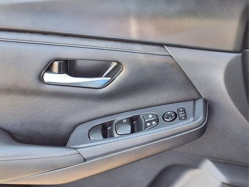 Used 2024 Nissan Sentra SV image 14