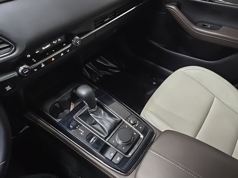 Used 2023 MAZDA CX-30 AWD 2.5 S w/ Premium Package image 28