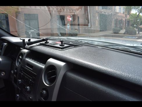 Used 2011 Ford F150 Raptor image 39