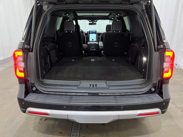 Used 2022 Ford Expedition Platinum AWD/4WD image 15