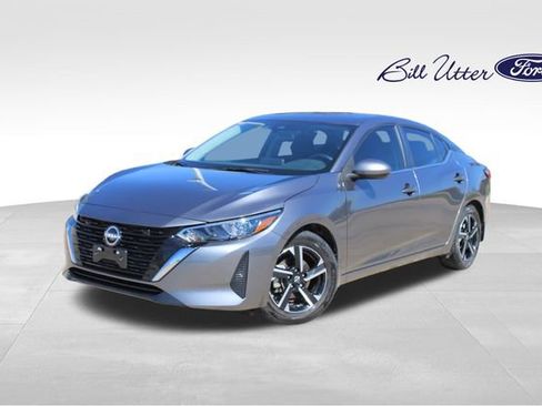 Used 2024 Nissan Sentra SV image 1
