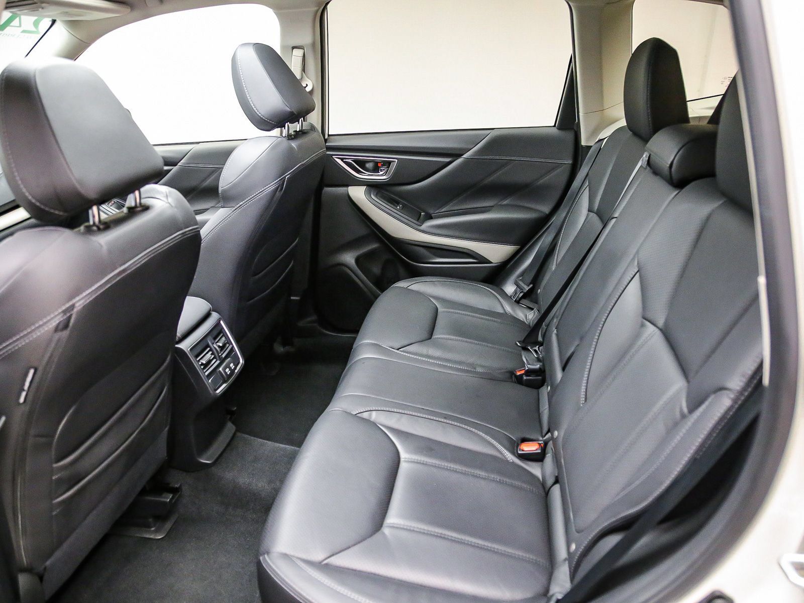 Used 2024 Subaru Forester Limited AWD/4WD image 21