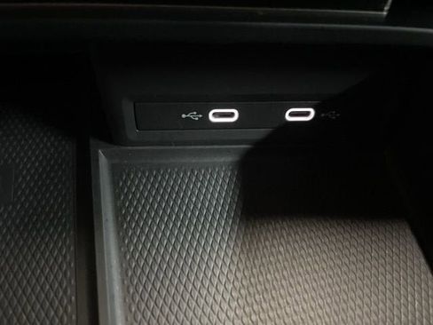 Certified 2024 Volkswagen Atlas SE image 27