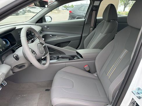 New 2026 Hyundai Elantra Sport FWD image 17