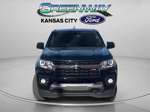 Used 2022 Chevrolet Colorado Z71 image 2