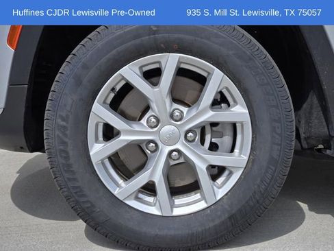 Used 2023 Jeep Grand Cherokee L Limited AWD/4WD image 12