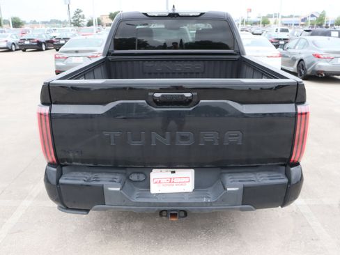 Used 2023 Toyota Tundra Platinum w/ Advanced Package AWD/4WD image 9