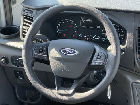 New 2025 Ford Transit 250 148 Medium Roof image 15