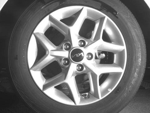 Used 2025 Kia Soul LX w/ LX Technology Package FWD image 26