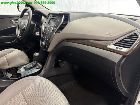 Used 2018 Hyundai Santa Fe Sport FWD image 5