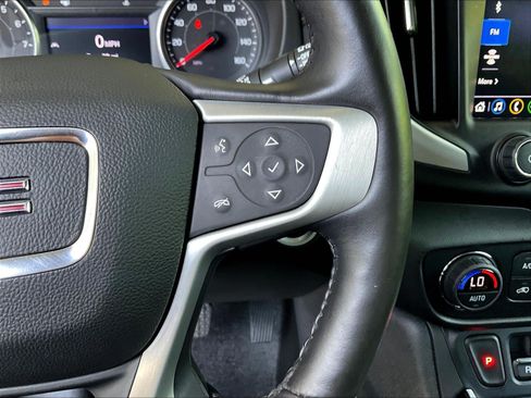 Used 2020 GMC Terrain SLT w/ Preferred Package FWD image 12