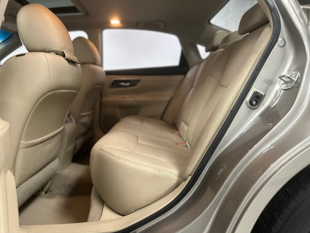 Used 2013 Nissan Altima 2.5 SL FWD image 18
