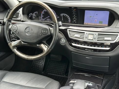 Used 2013 Mercedes-Benz S 550 4MATIC image 30