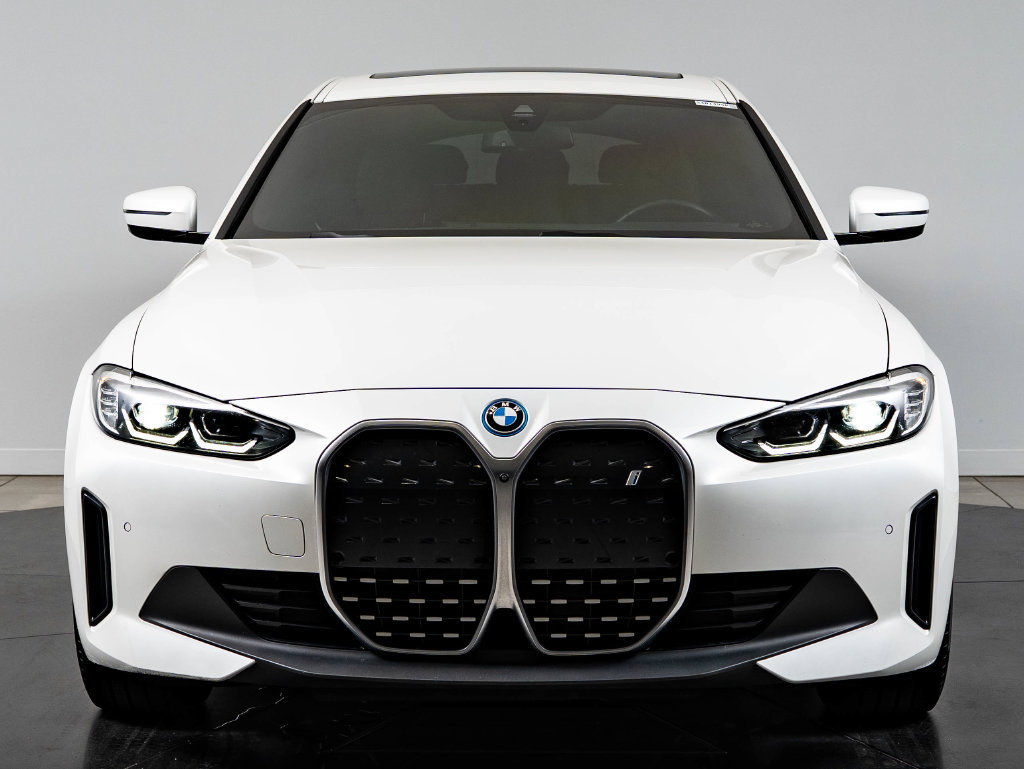 Used 2023 BMW i4 eDrive35 w/ Premium Package RWD image 2