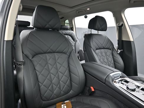 New 2026 BMW X7 xDrive40i w/ Premium Package image 25